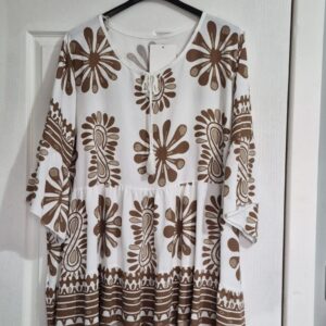 New Ladies Brown Pattern Top One Size fits sizes 18 20 22