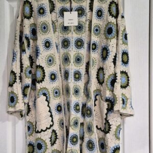 New Ladies Crochet Beige with Green Circle Cardigan One Size fits sizes 16 18 20