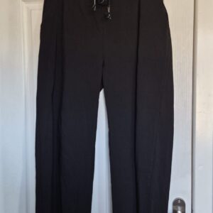 New Ladies Black Wide Leg Stretchy Magic Trousers One Size fits sizes 18-22 Size 2