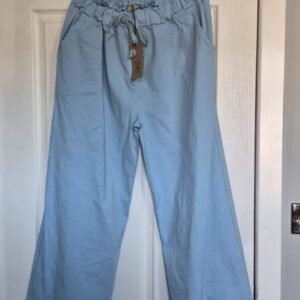 New Ladies Denim Blue Wide Leg Stretchy Magic Trousers One Size fits sizes 18-22 Size 2 NON RETURNABLE