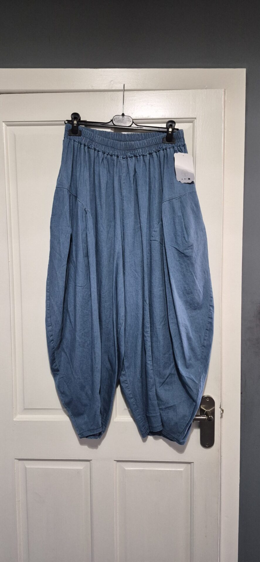 NEW Ladies Mid Denim Blue Cocoon Trousers One size fits sizes 18 20 22 - Image 2