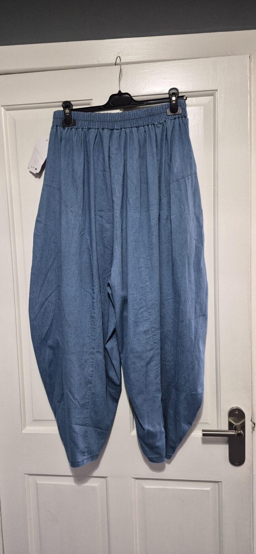 NEW Ladies Mid Denim Blue Cocoon Trousers One size fits sizes 18 20 22 - Image 4