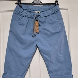 NEW Ladies Denim Blue Magic Shorts One Size Fits sizes 10 12 14 16 18 Size 1