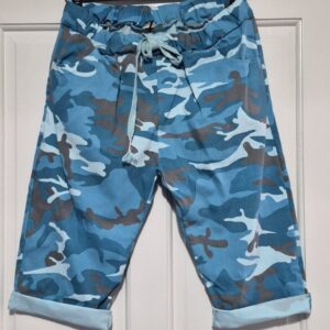 NEW Ladies Turquoise Camo Magic Shorts One Size Fits sizes 12 14 16 18 Size 1