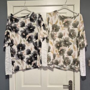 Bundle of Black / Green Floral Tops One Size fits sizes 16 18 20 Non Returnable