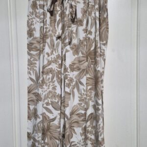 New Ladies Beige Floral Wide Leg Trousers One Size fits sizes 18 20 22 / 24