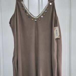 New Ladies Mocha v neck detailing top One Size fits sizes 18 20 22
