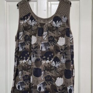 New Ladies Brown Pattern Sleeveless Top One Size fits sizes 18 20 22