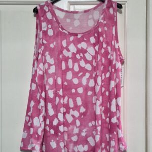 New Darker Pink sleeveless Top One size fits sizes 16 18 20