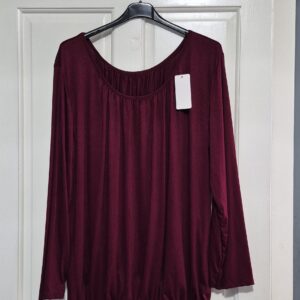 New Ladies Wine Long Sleeved One size fits sizes 16 18 20 22 Plus Size