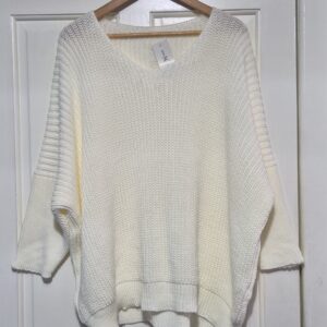 Cream Ribbed V Neck Jumper One Size fits sizes 18 20 22/24