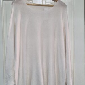 Winter White Round Neck Soft Jumper One Size fits sizes 18 20 22/24
