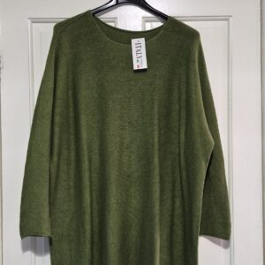 Green Round Neck Soft Jumper One Size fits sizes 18 20 22/24